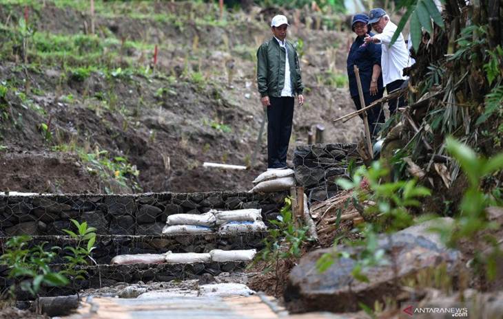 Hingga Kemarin, BNPB Catat 455 Bencana Terjadi di Seluruh Indonesia