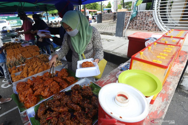Usaha Kuliner. (Foto: Antara)