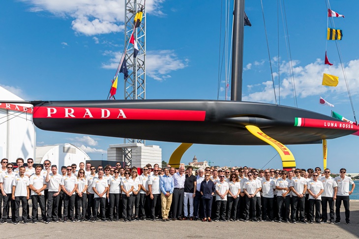 luna rossa