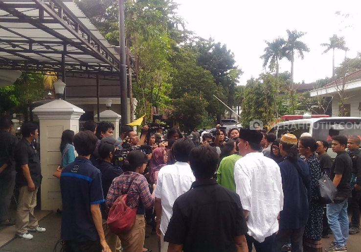 Sebelum Meninggal Sys NS Mengeluh Kembung