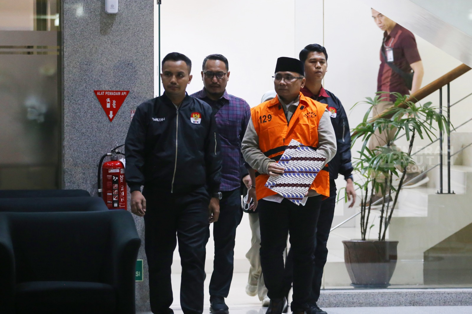 Gus Yaqut Jadi Tahanan Rumah, KPK Beri Pengawasan Melekat