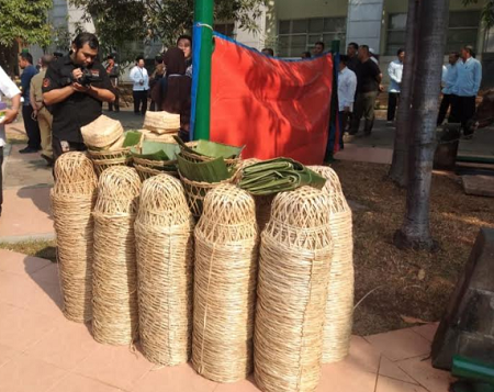 Besek Bambu Jadi Primadona