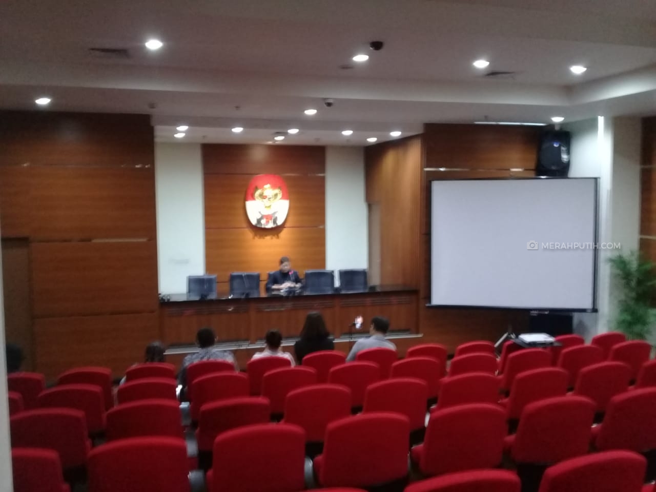 KPK Tetapkan Tersangka Baru Kasus Suap Izin Reklamasi Gubernur Kepri
