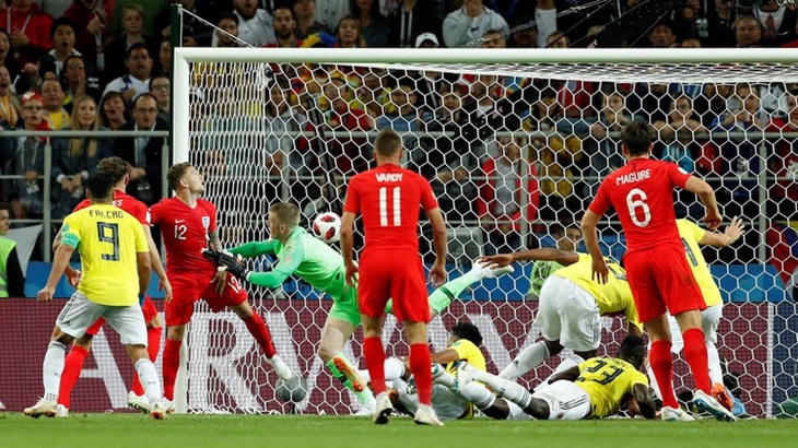 Kolombia memberikan perlawanan sengit kepada Inggris