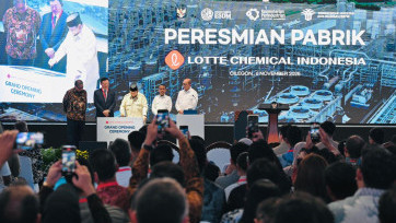 Momen Presiden Prabowo Resmikan Pabrik Lotte Chemical Indonesia di Kota Cilegon