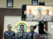 TNI AL Selidiki Kebakaran KRI Teluk Hading-538