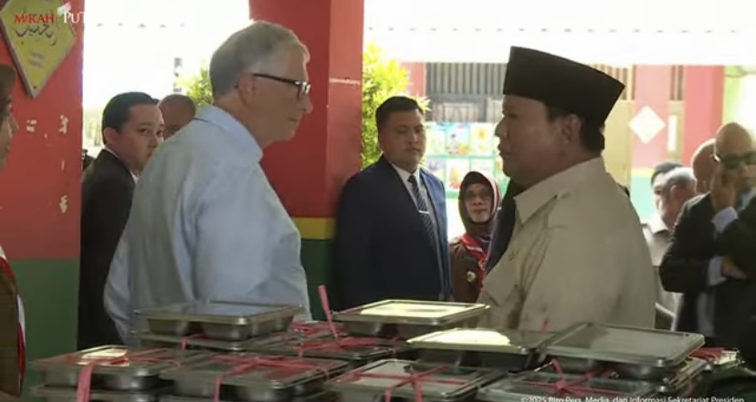 Prabowo Gandeng Bill Gates Cek Program Makan Bergizi Gratis, Disambut Teriakan dari Sejumlah Siswa