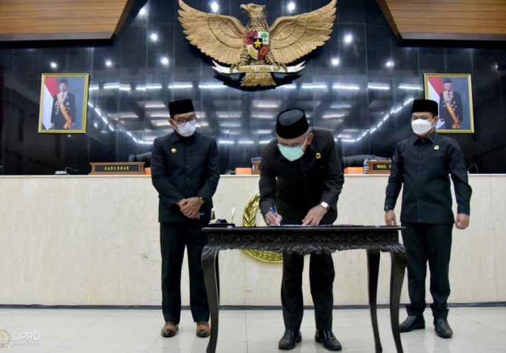 Ketua DPRD Jakarta Klaim Tunjangan Naik Buat Bantu Rakyat