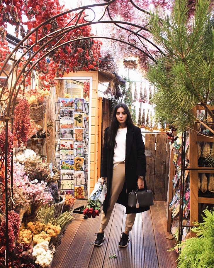 Bloemenmarkt. (Foto: instagram.com/plain_amal)
