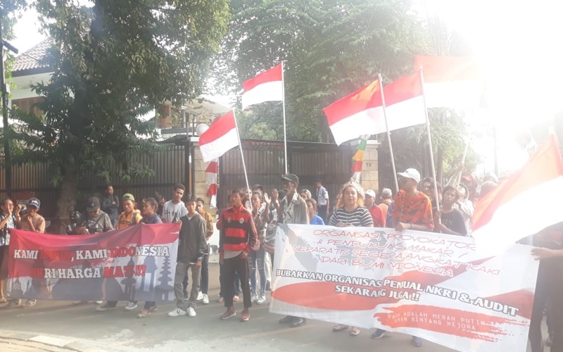 Massa SPP menilai LBH Jakarta ikut memperkeruh situasi di Papua
