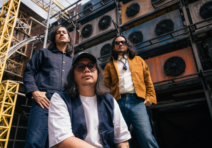 Kelompok Penerbang Roket Kembali Sentil Isu Sosial Lewat Single 'TIGOR'