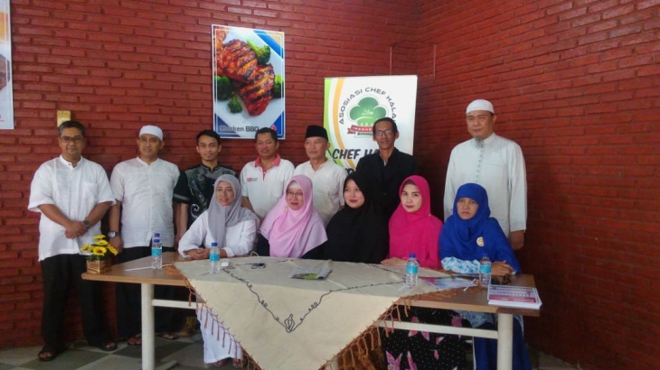 Beberapa anggota CHI (Sumber: Doc. Chef Herman)