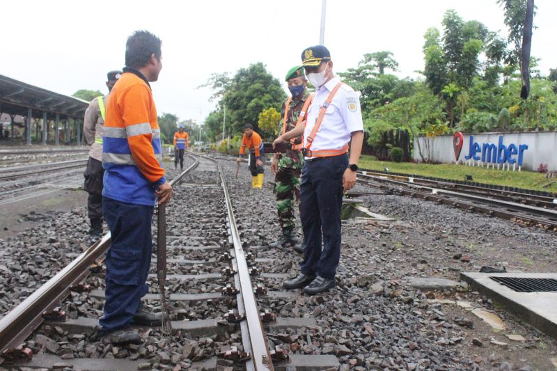 KAI Siagakan Ribuan Petugas selama Masa Libur Natal dan Tahun Baru