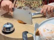 Roujiamo, Boneka Asal China yang 'Dimasak' di Depan Pembeli