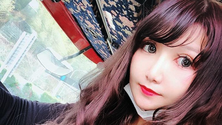 Sopir Truk Cantik Ini Mendadak Jadi Viral, Penyebabnya Sangat Misterius