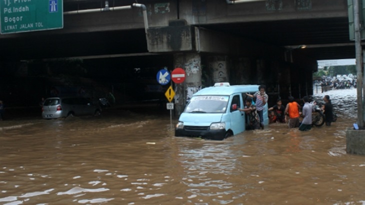 Banjir. (ANTARA FOTO/Risky Andianto)