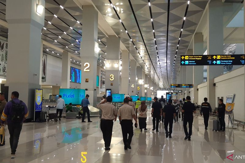 Puncak Arus Mudik di Bandara Soetta Diprediksi H-1 Lebaran