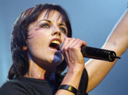 Ribuan Fan Ucapkan Selamat Tinggal pada Dolores O'Riordan