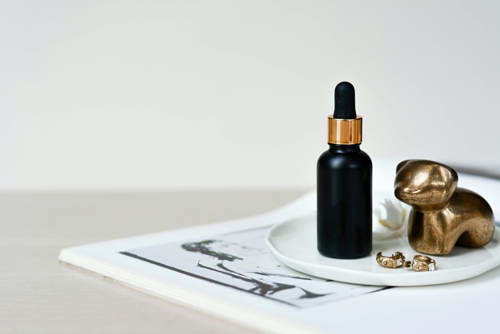 6 Kandungan Wajib pada Serum untuk Kulit Berminyak dan Berjerawat