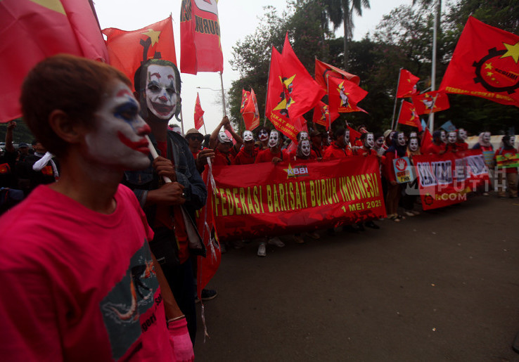 Dibanding Hapus Outsourcing, Pemerintah Diminta Naikkan Standar Pendapatan