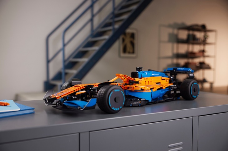 Terus Serukan Keragaman, Lego Luncurkan Set 'Queer Eye'