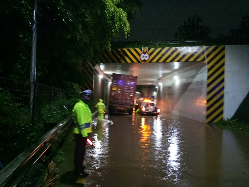 Kondisi Jalan di Priok Jakarta. (Foto: TMC Polda)