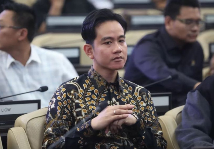 Gugatan Syarat Pendidikan Gibran Sampai di Meja MK, Putusan Dibacakan Malam Ini