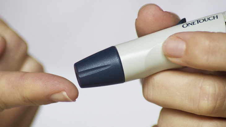 Tinggalkan Kebiasaan Ini, karena Bisa Meningkatkan Risiko Diabetes
