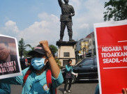 Sindir Kasus Setnov, Mahasiswa Gelar Aksi 'Papa Hebat'