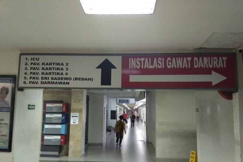 Fase Kritis Lewat, BJ Habibie Sudah Bisa Salat