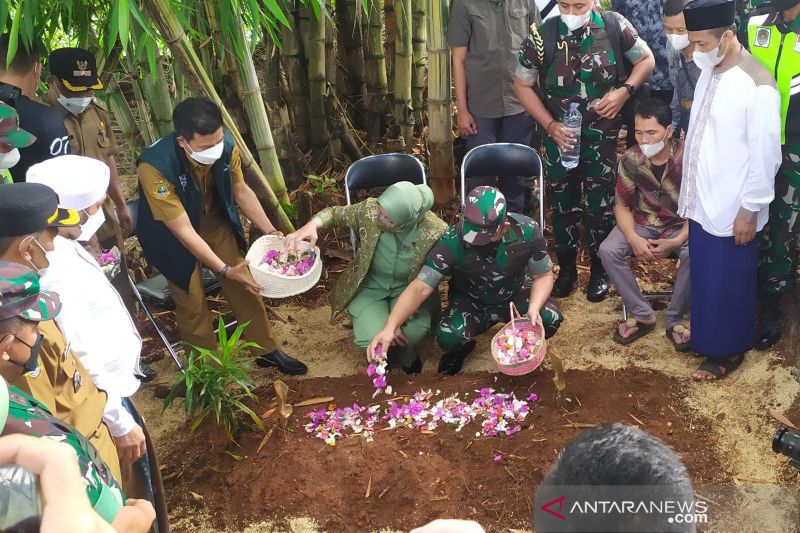 Tiga Anggota TNI Jalani Rekonstruksi Tabrak dan Buang Tubuh Sejoli Nagreg
