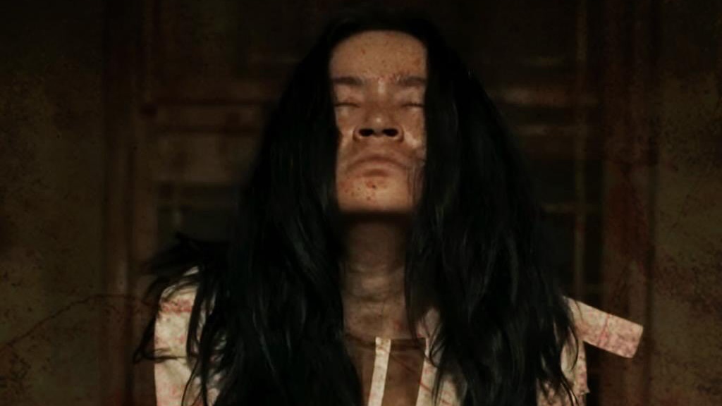 Saat Niken Anjani vs Satine Zanita di Film 'Penjagal Iblis: Dosa Turunan'