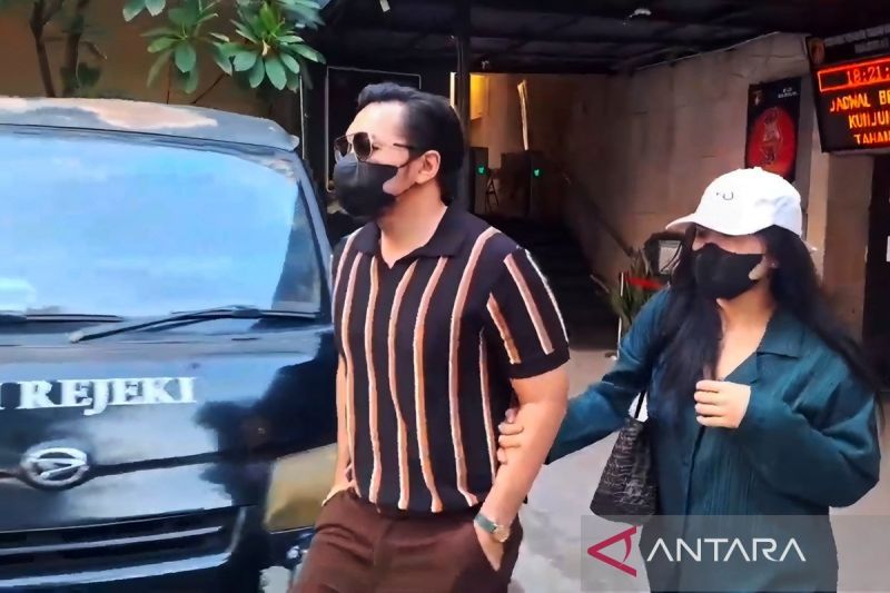 Tersangka 5 Kali Ancam Korban Sebelum Sebar Video Syur AD Anak Musisi