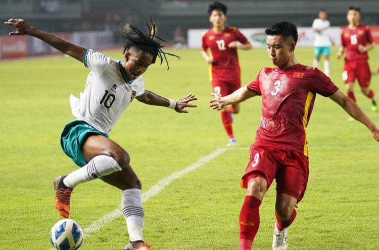 Timnas Indonesia U-19 Bermain Imbang Tanpa Gol Lawan Vietnam
