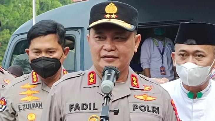 Kapolda Metro Larang Warga Main Kembang Api dan Petasan saat Malam Tahun Baru