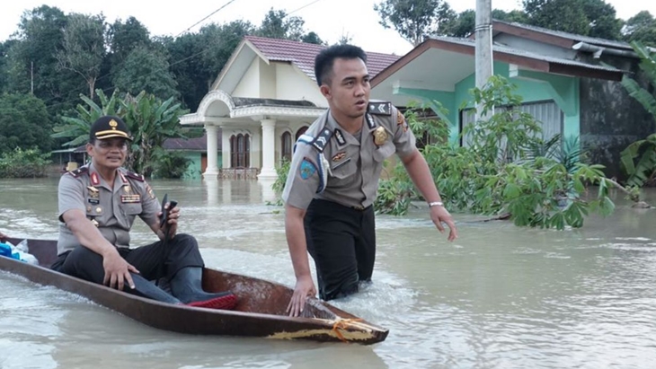 Kapolda Babel Tinjau Lokasi Banjir