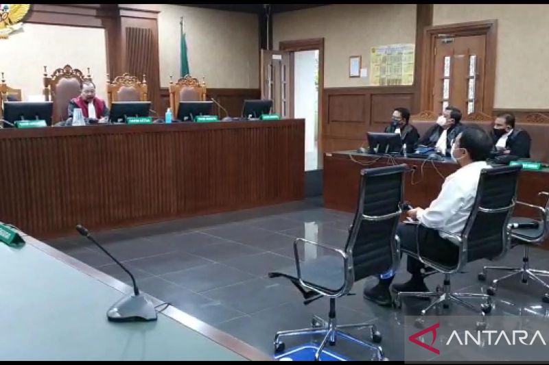 Sidang Putusan Azis Syamsuddin Ditunda