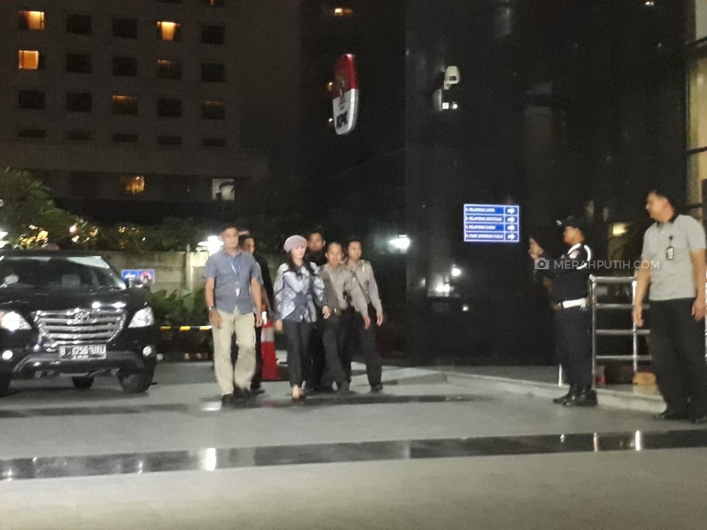 KPK Tetapkan Bupati Talaud Tersangka Suap