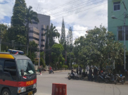Akses Telepon Hingga SMS Dimatikan, Warga Jayapura Harap-Harap Cemas