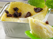 Sarapan Puding? Kenapa Enggak, Coba Puding Roti Kelapa Ini