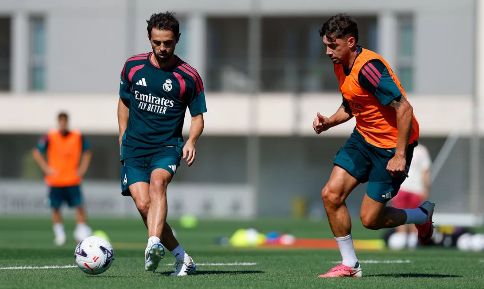Resmi Berseragam Real Madrid, Bernardo Silva Tuntas Jalani Latihan Perdana di Valdebebas