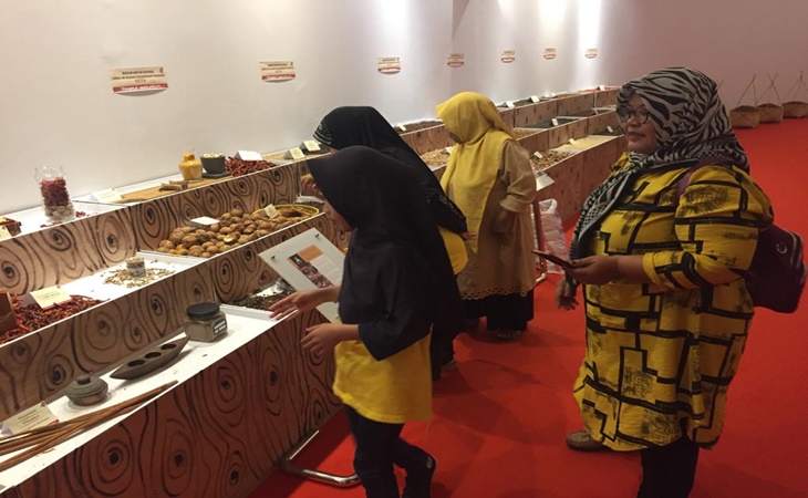 Pameran rempah yang digelar Rakernas PDIP mendapat perhatian dari masyarakat