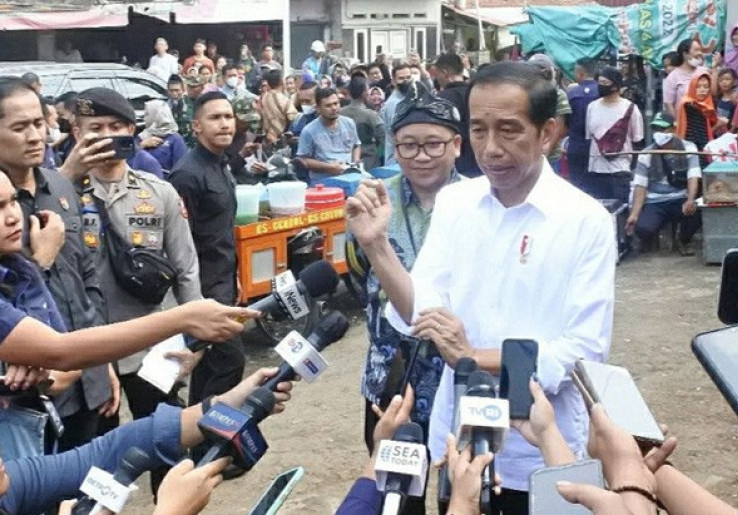 Jokowi Pamer Ekonomi RI Tumbuh Di Atas 5 Persen Selama 7 Kuartal Beruntun