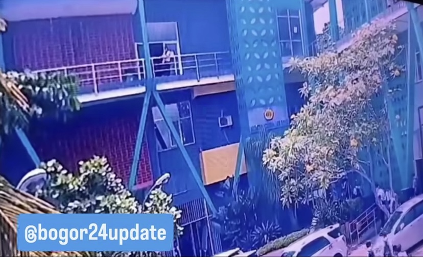 Mahasiswi Universitas Pakuan Jatuh Dari Lantai 3 Gedung FEB, Kampus Terlusuri Penyebabnya