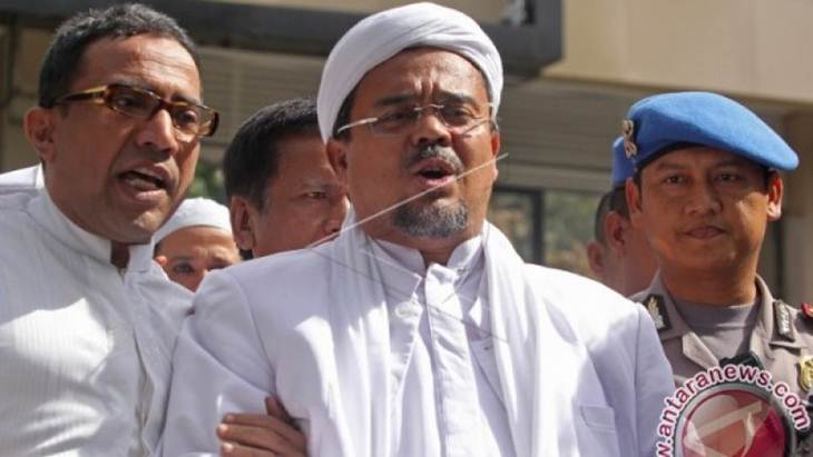 Bantah Ada Pencekalan, Menkopolhukam Minta Rizieq Melapor ke Pemerintah