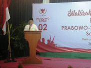 Prabowo Napak Tilas Jejak Keluarga di Pura Mangkunegaran