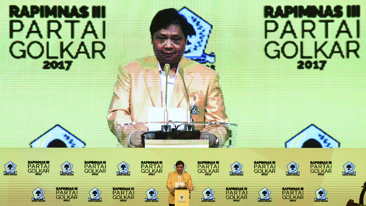 Airlangga Tak Rela Golkar Merosot ke Posisi Tiga