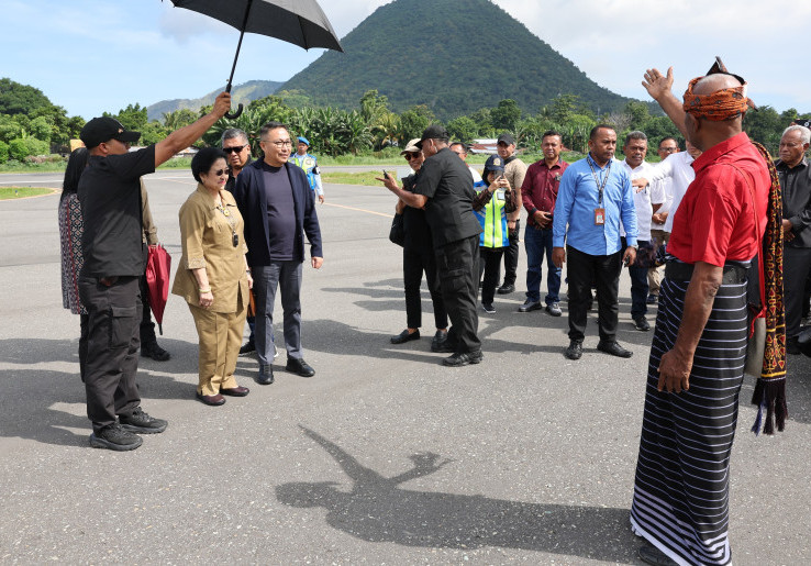 Megawati Tiba di Ende untuk Upacara Hari Lahir Pancasila