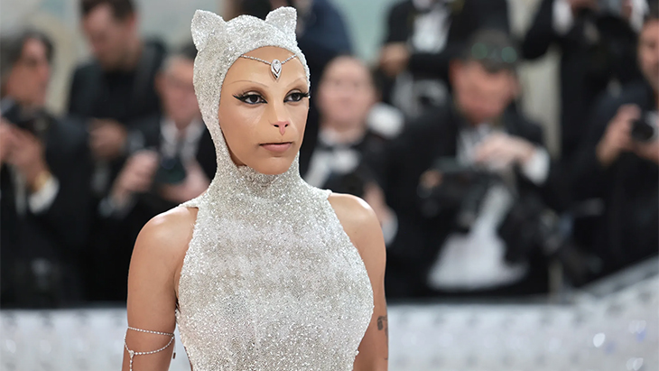 Jared Leto dan Doja Cat Jadi Kucing Karl Lagerfeld di Met Gala 2023