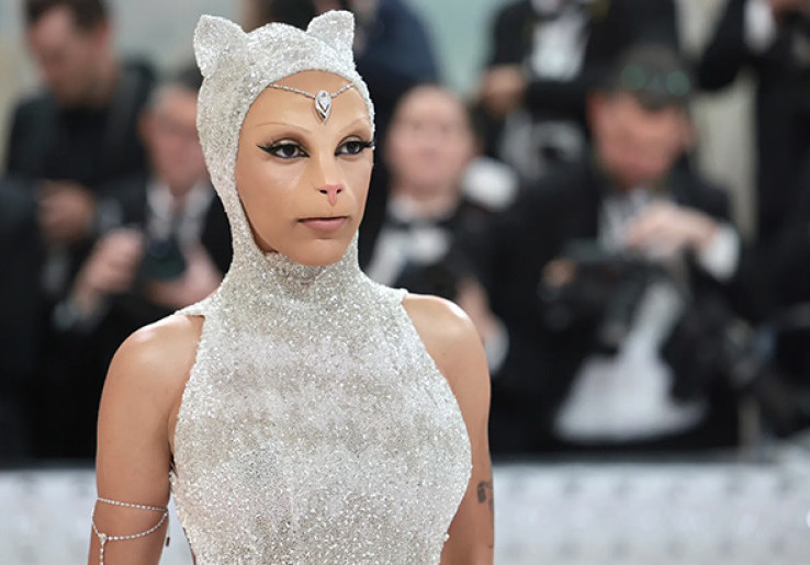 Jared Leto dan Doja Cat Jadi Kucing Karl Lagerfeld di Met Gala 2023
